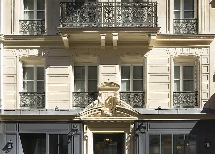 Les Plumes Hotel